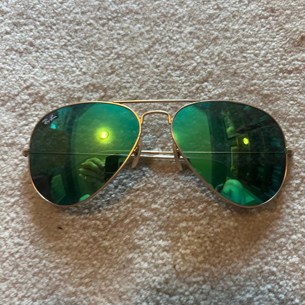 Rayban Aviator in Green
